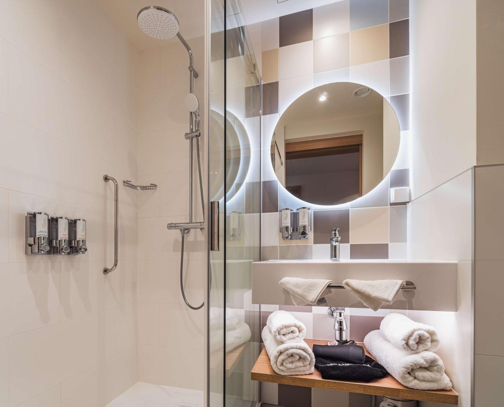 Hampton By Hilton Lodz City Center エクステリア 写真