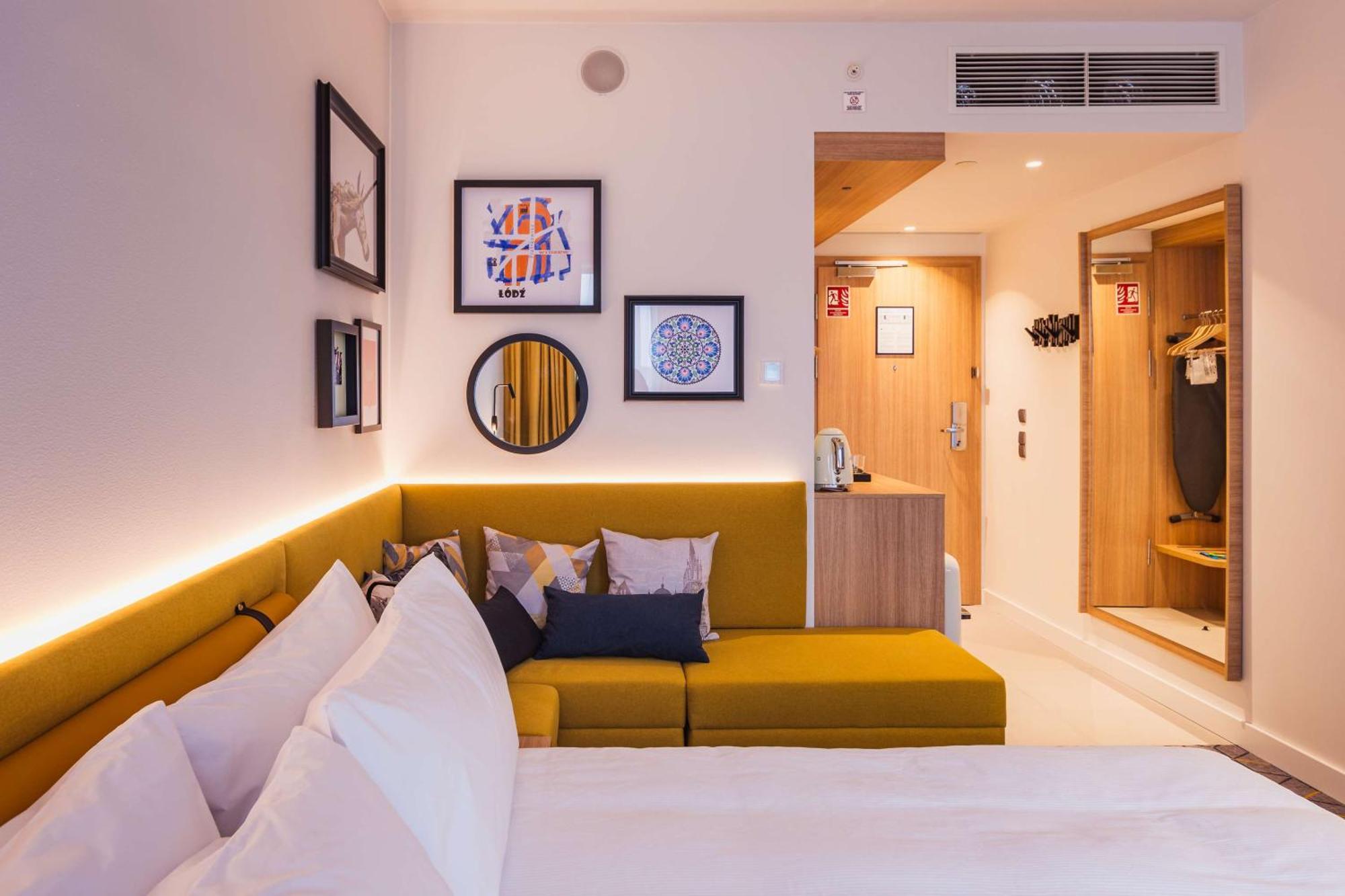Hampton By Hilton Lodz City Center エクステリア 写真